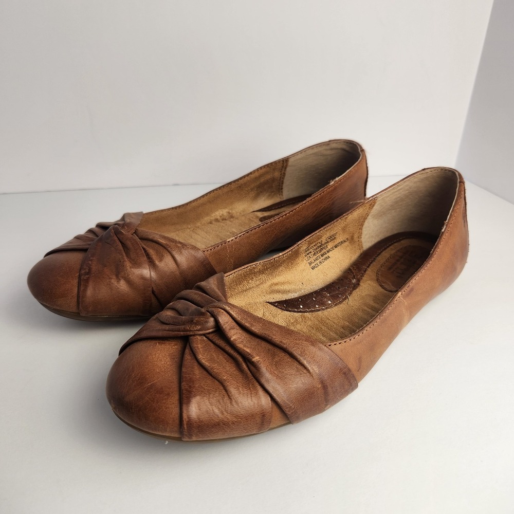 Born Women's Brown Leather Casual Preppy Flat Shoes Size 9M